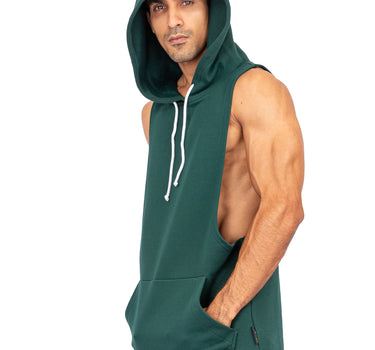 HOODED TANK