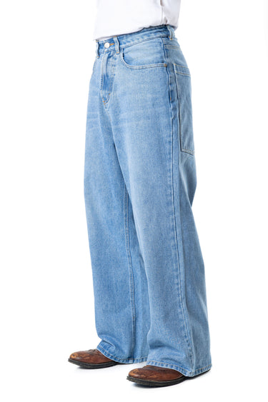 Loose Flared Jeans