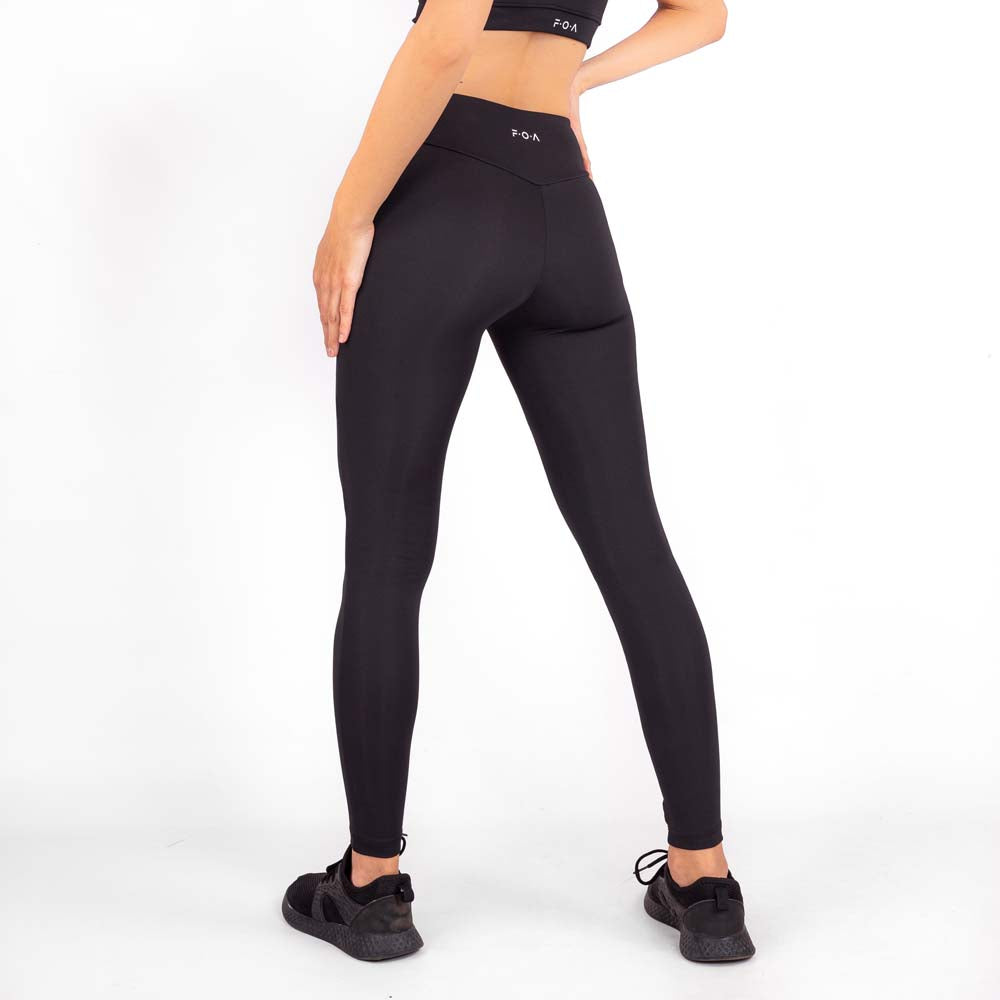 Kayla Legging – FOA Clothing